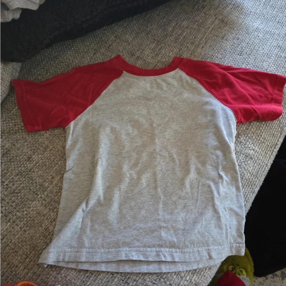 Old Navy Red Tee with Blue Trim - Picture 5 of 7